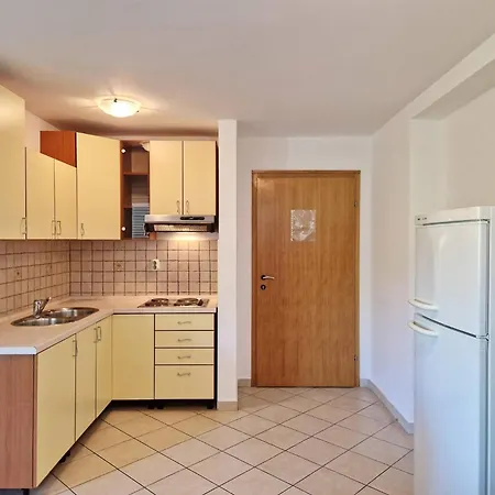 Apartment Zoric *